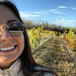 Meet your Posher, Isabella